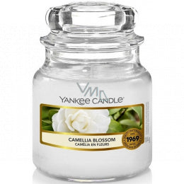 Arredamento casa - cose di casa - casa negozio - oggettistica casa - oggetti per la casa - casa nuova - accessori per la casa - negozio casa - negozi per la casa - yankee candle - arredamento casa online - yankee candle offerte - yankee candle prezzi - candele profumate - candele yankee candle - essenza yankee - yankee candle olbia - candele olbia - cereria olbia - Olbia - negozio di yankee candle - giara piccola - camelia blossom